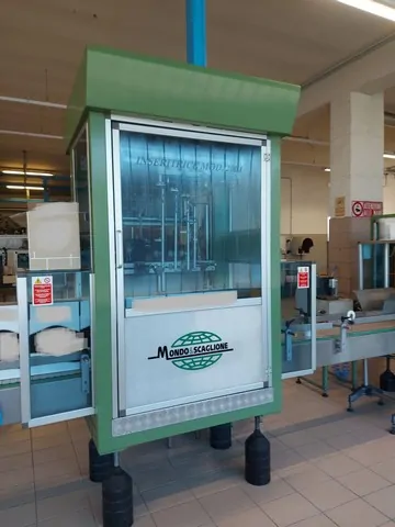 Used Bottling Hive Inserter Mondo & Scaglione - 2000, 10,000 BPH