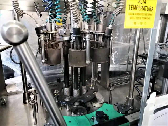 Used Bottling Champagne Capsuling Machine Robino & Galandrino - 2010, 6,000 BPH