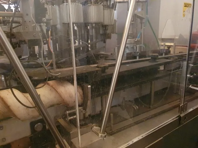Used Bottling PVC Capsuling Machine Robino & Galandrino - 2002, 20,000 BPH