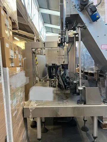 Used Bottling PVC Capsuling Machine Robino & Galandrino Monostadio Z 12T - 2001, 12,000 BPH