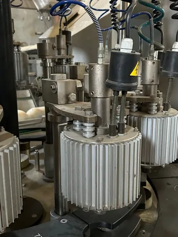 Used Bottling Champagne Capsuling Machine Robino & Galandrino - 2012, 12,000 BPH