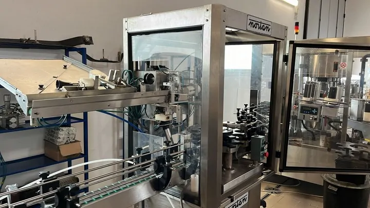 Used Bottling Champagne Capsuling Machine Nortan - 1998, 2,000 BPH
