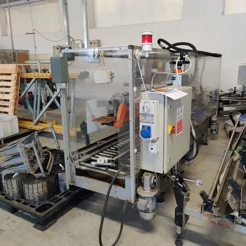 Used Bottling Case Sealer Bortolin Kemo MARAQ H.M - 1998, 21 BPH