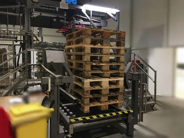 Used Bottling Depalletizer Kettner ALBATRONIK - 2008, 2 BPH