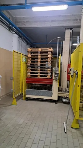 Used Bottling Depalletizer Cosma Pack DEPALLETIZER - 1999, 140 BPH