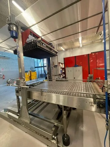 Used Bottling Depalletizer APE - 2001, 6,000 BPH | Stock D 84
