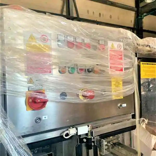Used Bottling Cold Glue Labeler Cavagnino & Gatti CG 80/2. - 2001, 3,000 BPH