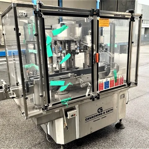 Used Bottling Labeler Cavagnino & Gatti - 2004, 3,000 BPH