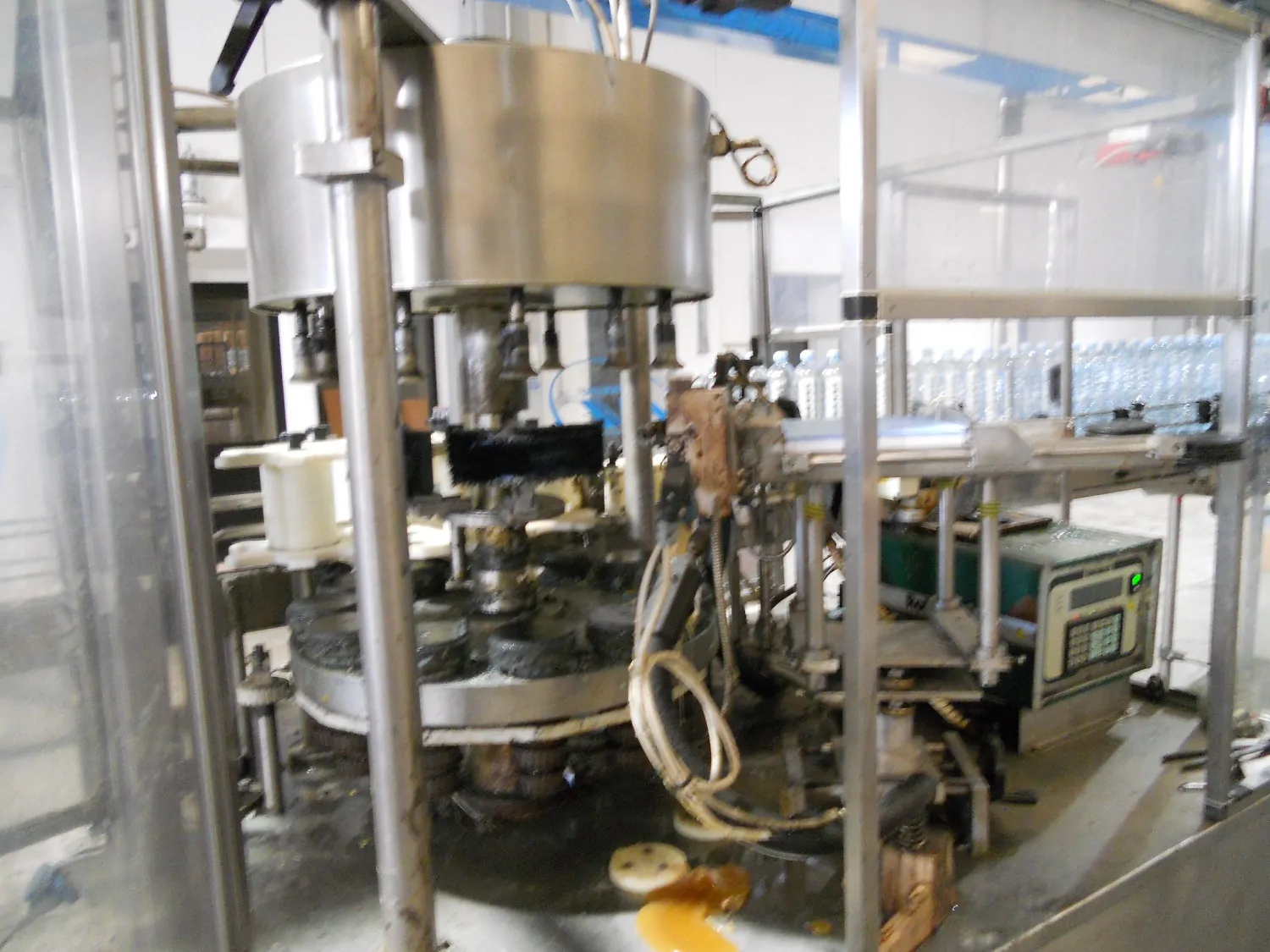 Used Bottling Hot Glue Labeler Ave - 1997, 10,000 BPH