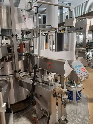 Used Bottling Self-Adhesive Labeler Axtra - 2010, 8,000 BPH
