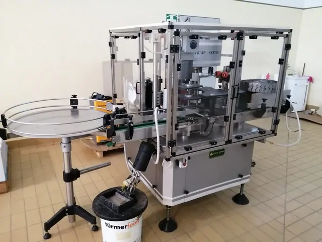 Used Bottling Cold Glue Labeler Eticap System - 1994, 2,000 BPH