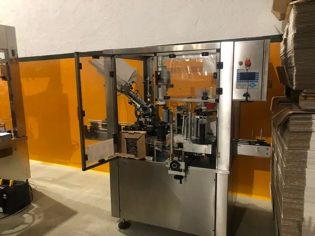 Used Bottling Self-Adhesive Labeler Cirio - 2007, 1,000 BPH