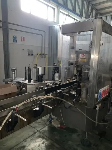 Used Bottling Self-Adhesive Labeler Cavagnino & Gatti CG80/2XPS4 - 2008, 3,000 BPH