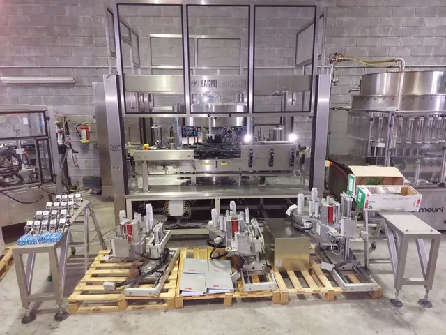 Used Bottling Self-Adhesive Labeler Sacmi RMF/RA 1320 15T S2 E2+S3 E3 ADH+CO+CM - 2006, 12,000 BPH