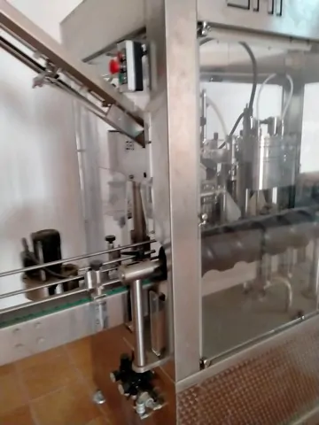 Used Bottling Labeler GAI 6020 - 2005, 2,000 BPH