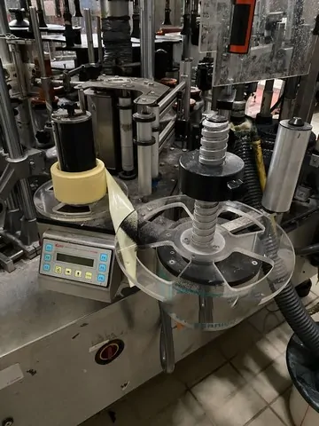 Used Bottling Self-Adhesive Labeler Kosme Extra Fix 9T S2 E3 S1 ADH - 1999, 8,000 BPH