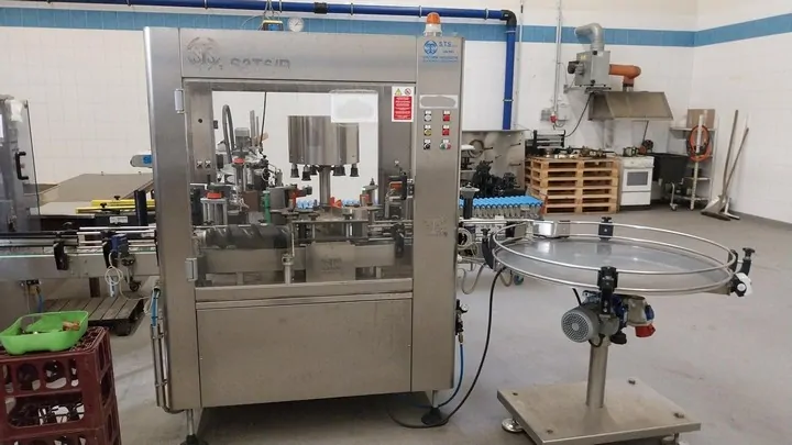 Used Bottling Self-Adhesive Labeler STS S3T6/R - 2016, 5,000 BPH