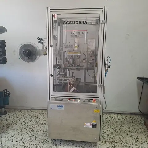 Used Bottling Sleeve Labeler Scaligera Packaging ULS 2000 +TA4L - 2012, 2,400 BPH
