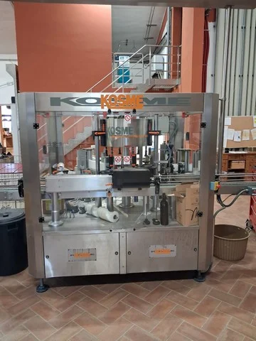 Used Bottling Self-Adhesive Labeler Kosme Extra Adhesive 6TS2E2 - 2001, 5,000 BPH