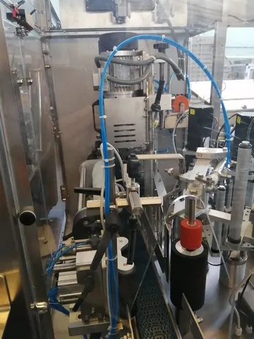 Used Bottling Labeler Omar - 2015, 1,500 BPH