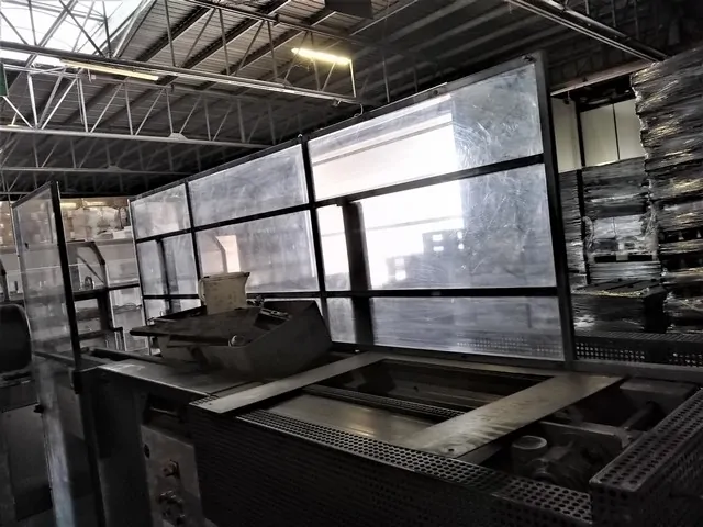 Used Bottling Case Erector Bortolin Kemo feed boxes - 2004, 15,000 BPH