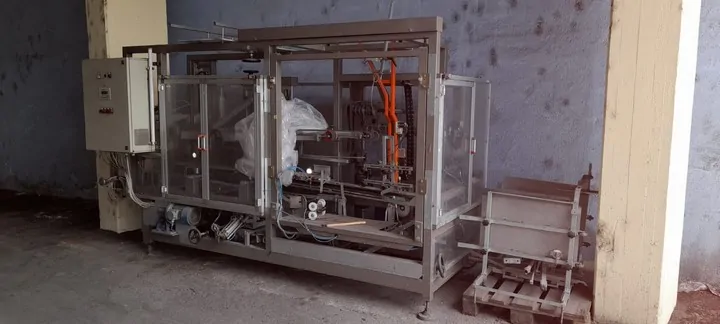 Used Bottling Case Erector SGE formacartoni - 2007, 8,000 BPH