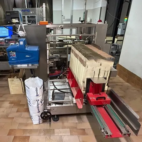 Used Bottling Case Erector APE FORM 1200 HMA - 2004, 900 BPH
