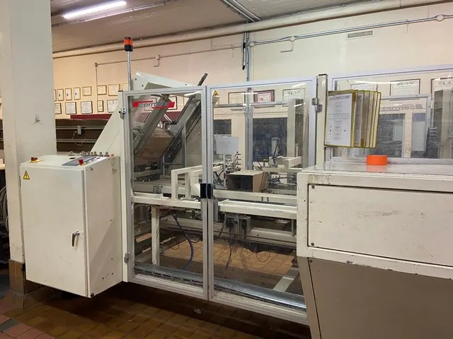 Used Bottling Case Erector Cermex F 377.62 - 1998, 1,680 BPH