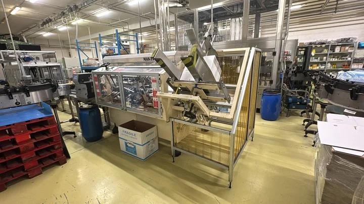 Used Bottling Case Erector Mas Pack MAS 1200 - 1999, 17 CPM