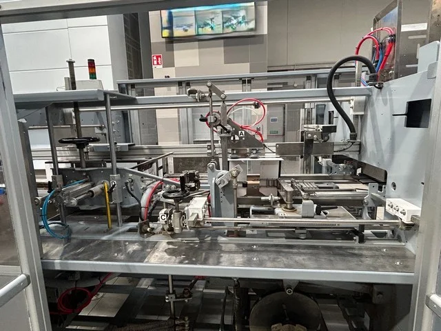 Used Bottling Case Erector Mas Pack MAS 2200 - 2017, 36 CPM