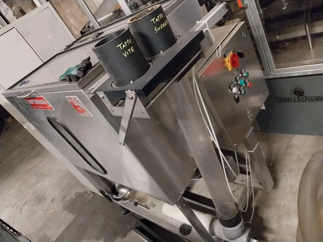 Used Bottling Cap Orientator Bertolaso A 900 - 1998, 4,000 BPH