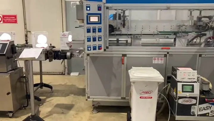 Used Bottling Wrap-Around Case Packer Novopac VF 250 WR/SPECIAL - 2006, 27 BPH