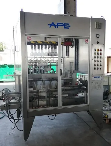 Used Bottling Case Packer APE inca 2001 - 1999, 8,000 BPH