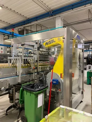 Used Bottling Case Packer Apsol MCP 2 - 2007, 250 BPH