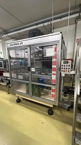 Used Bottling Case Packer Mas Pack ACCUPACK 2/4 - 1999, 17 CPM