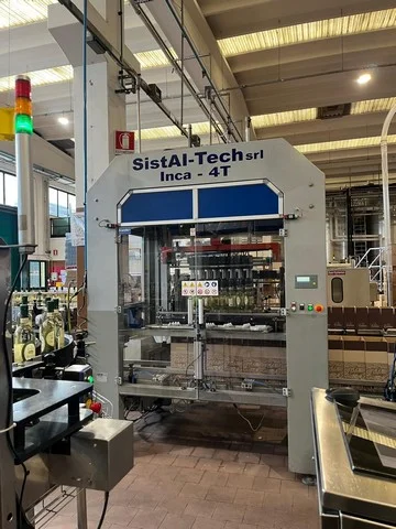 Used Bottling Case Packer SISTAL TECH INCA 4 T - 2012, 20 CPM