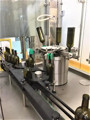 Used Bottling Line Alfatek - 2016, 1,000 BPH