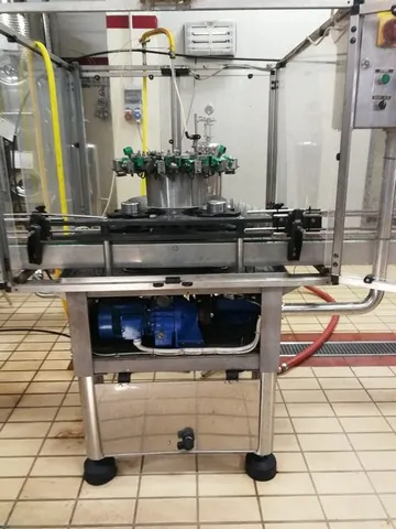 Used Bottling Line Alfatek - 1994, 2,000 BPH
