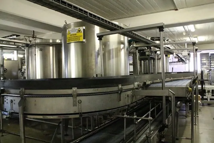 Used Bottling PET Line Simonazzi - 2003, 18,000 BPH