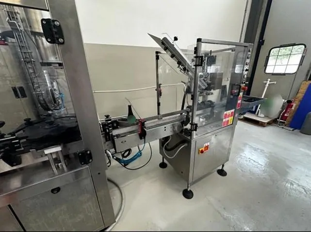 Used Bottling Line IDROTECNICA - 2017, 1,500 BPH
