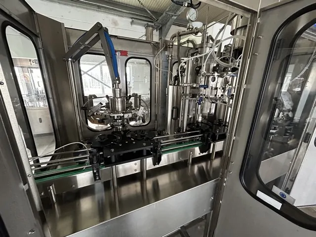 Used Bottling Line Cimec - 2018, 800 BPH