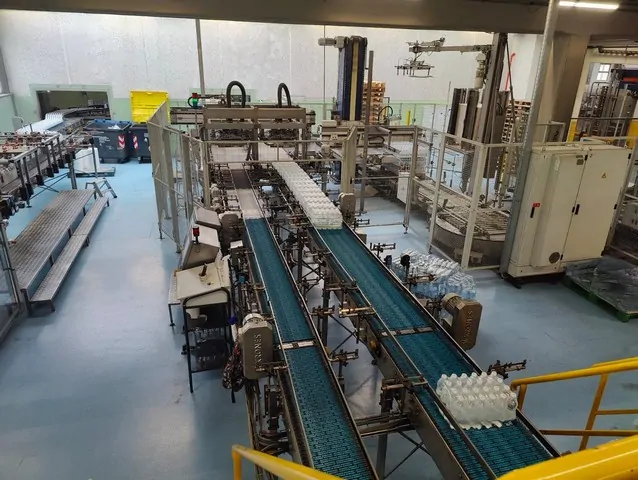Used Bottling PET Line Krones KPT - 2010, 25,500 BPH