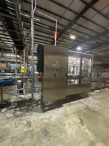 Used Bottling PET Line KHS Blowmax 16S Series IV - 2009, 32,000 BPH