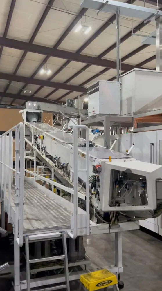 Used Bottling PET Line KHS Innopack Kisters SP - 2016, 54,000 BPH