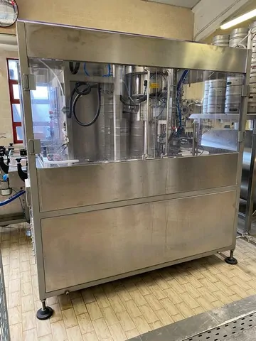 Used Bottling Isobaric Filling Monoblock Axtra SA/L-G5/L-IV5/L-C1-CW/L-T1. - 2016, 300 BPH