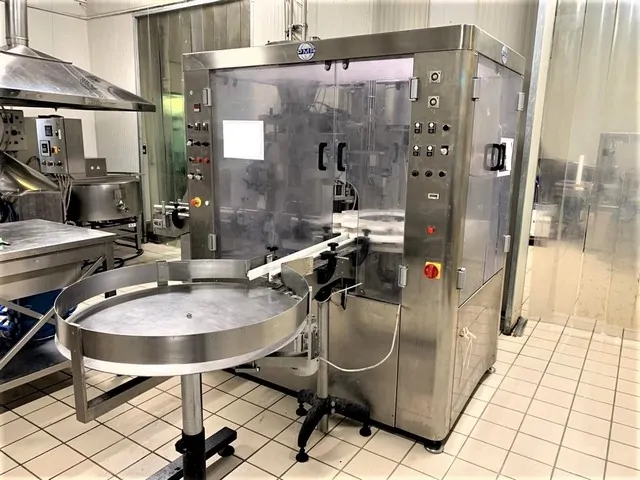 Used Bottling Volumetric Filling Monoblock PMR - 2013, 800 BPH