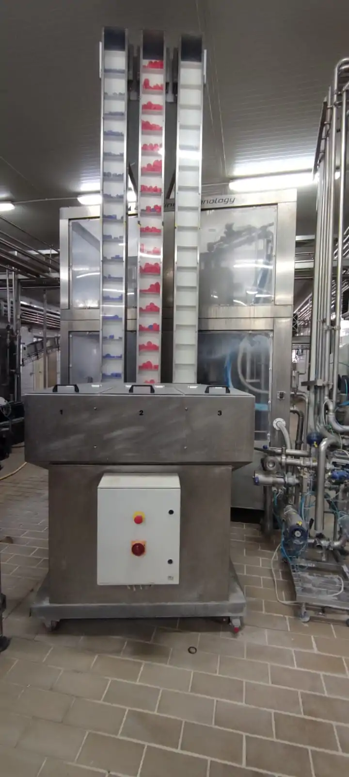 Used Bottling Filling Monoblock Ave - 2011, 7,000 BPH