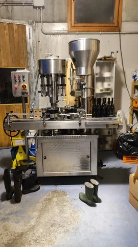 Used Bottling Gravity Filling Monoblock GAI 8.1 - 1,000 BPH
