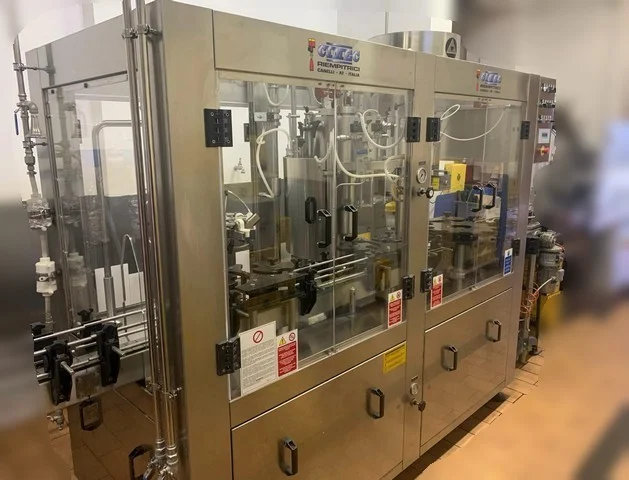 Used Bottling Isobaric Filling Monoblock Cimec AM S 6.6.1 R-F - 2004, 1,000 BPH