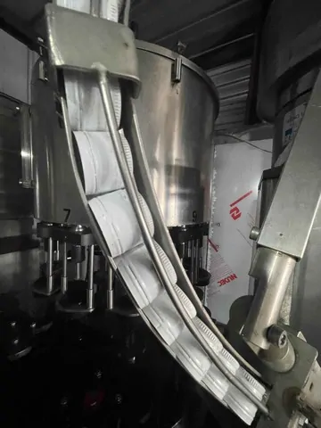 Used Bottling Filling Monoblock Borelli CS12 MA - 1997, 1,500 BPH